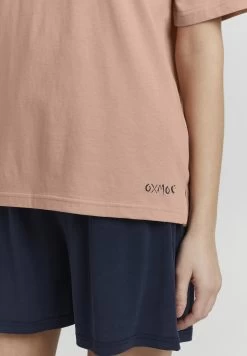 OXMO Pinala - Camiseta Básica - Mahogany Rose -Oxmo Ventas 962c7b02c9174e3ba27356a431a9846f