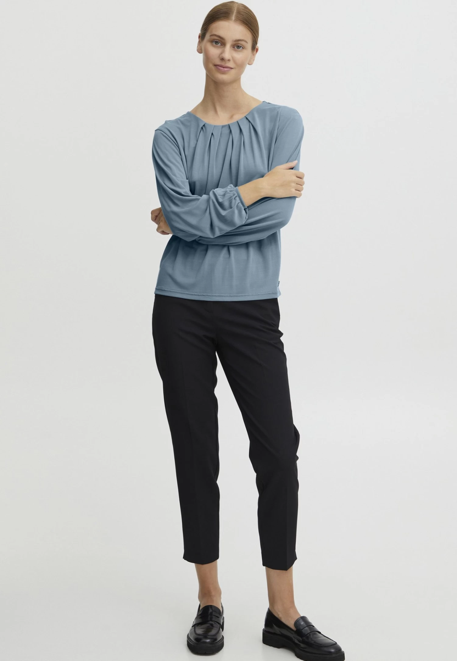 OXMO Oxhal - Blusa - Smoke Blue 2 OXMO Oxhal - Blusa - Smoke Blue - Imagen 2