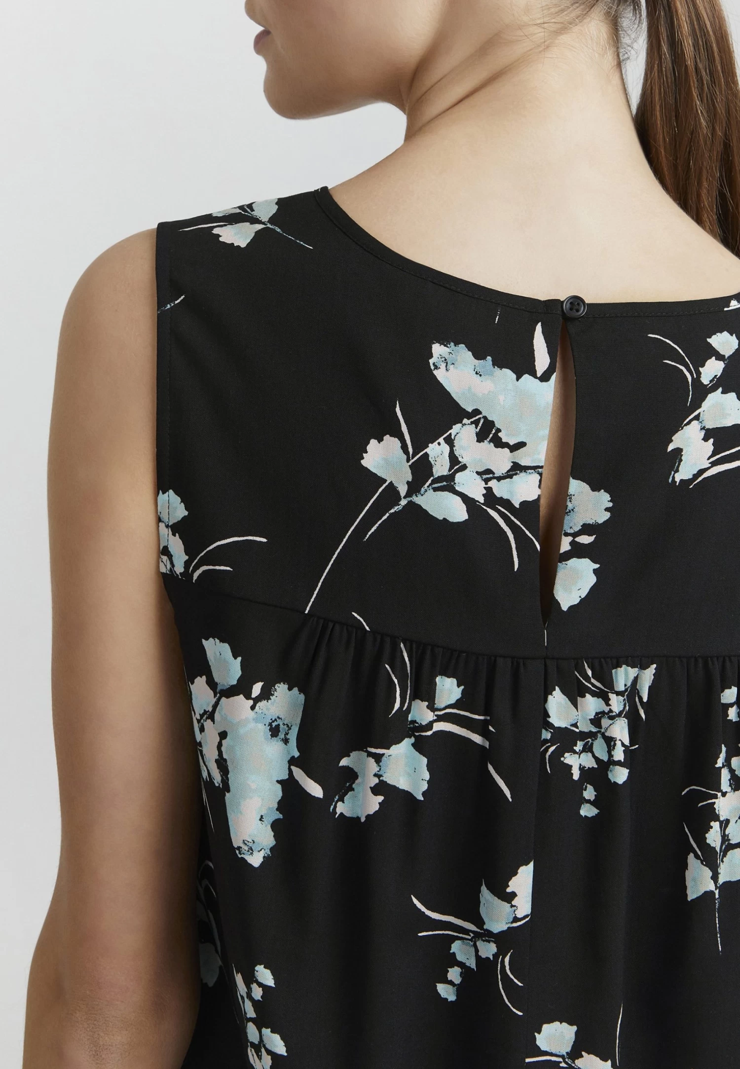 OXMO Esja - Blusa - Black Mix 5 OXMO Esja - Blusa - Black Mix - Imagen 5