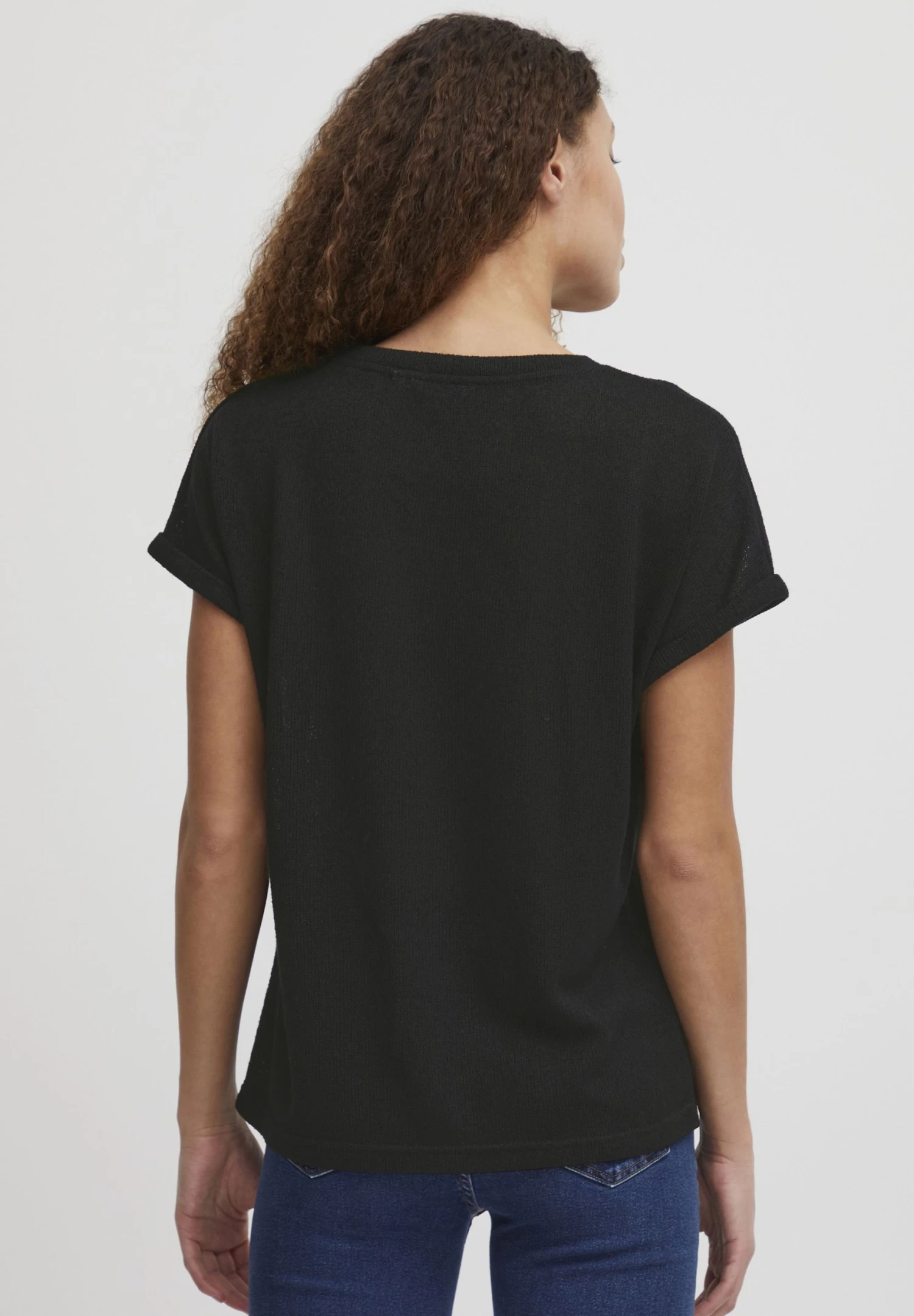 OXMO Oxkatie - Camiseta Básica - Black 3 OXMO Oxkatie - Camiseta Básica - Black - Imagen 3